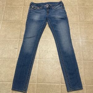SIZE 28 TRUE RELIGION LIGHT WASH SKINNY JEANS / NEVER WORN